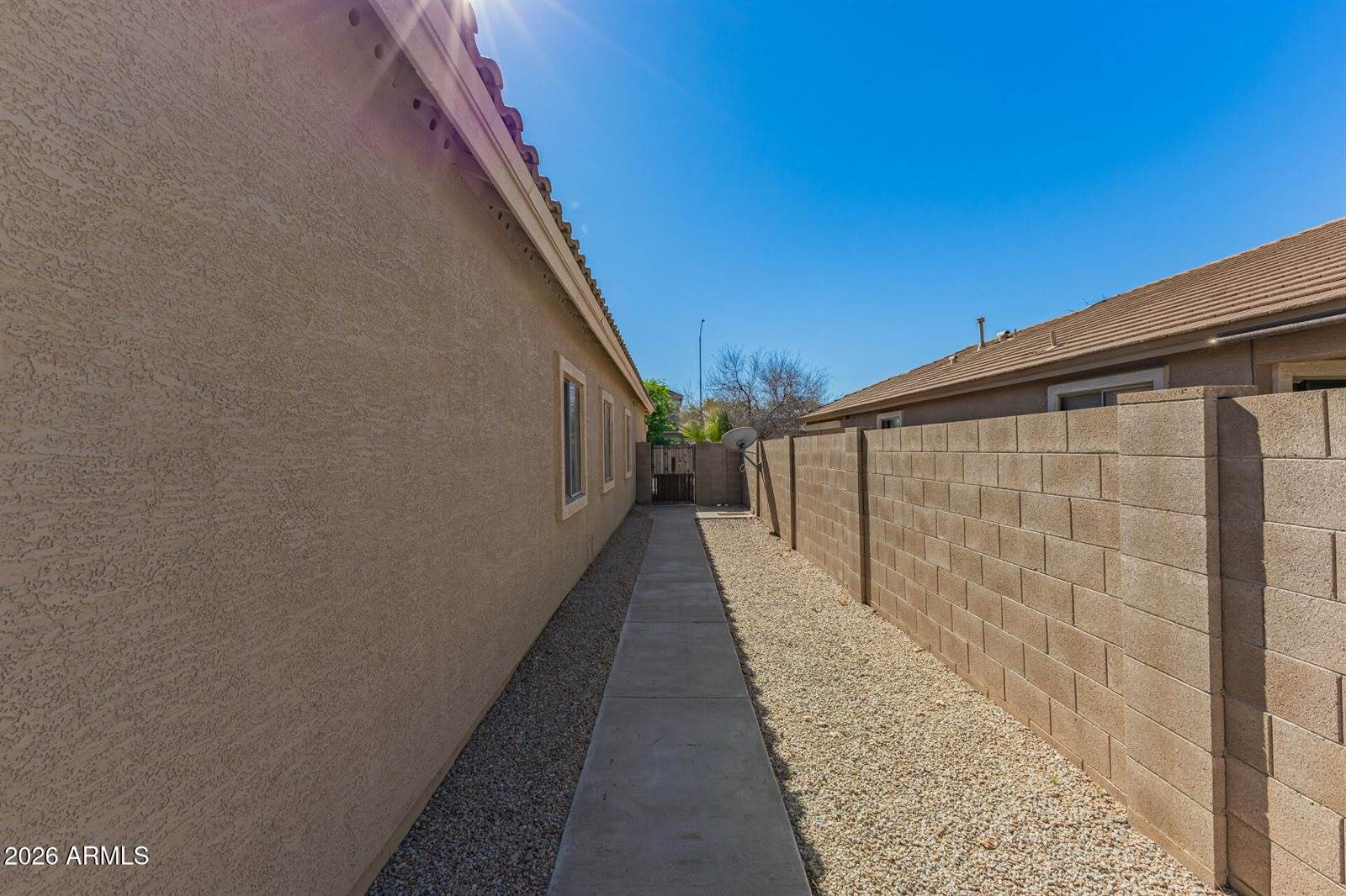 10144 East Knowles Avenue, Mesa, AZ 85209