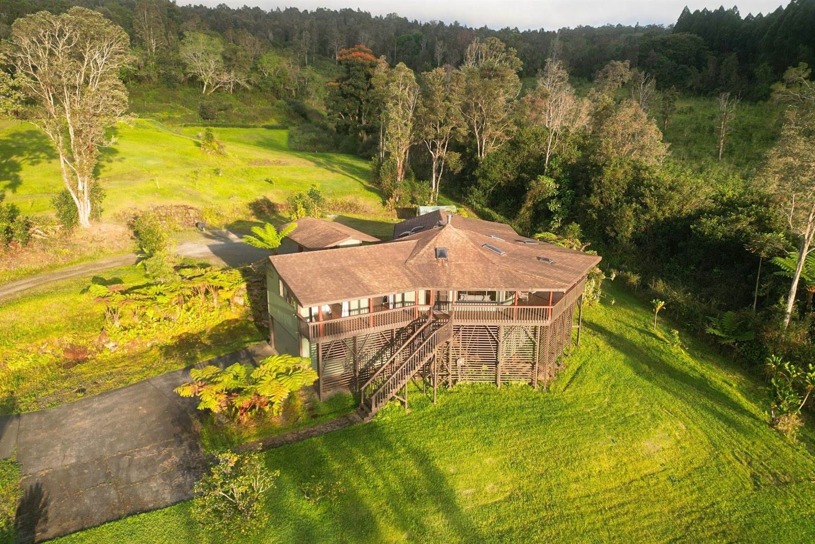 75-5545 Hahai St, Holualoa, HI 96725