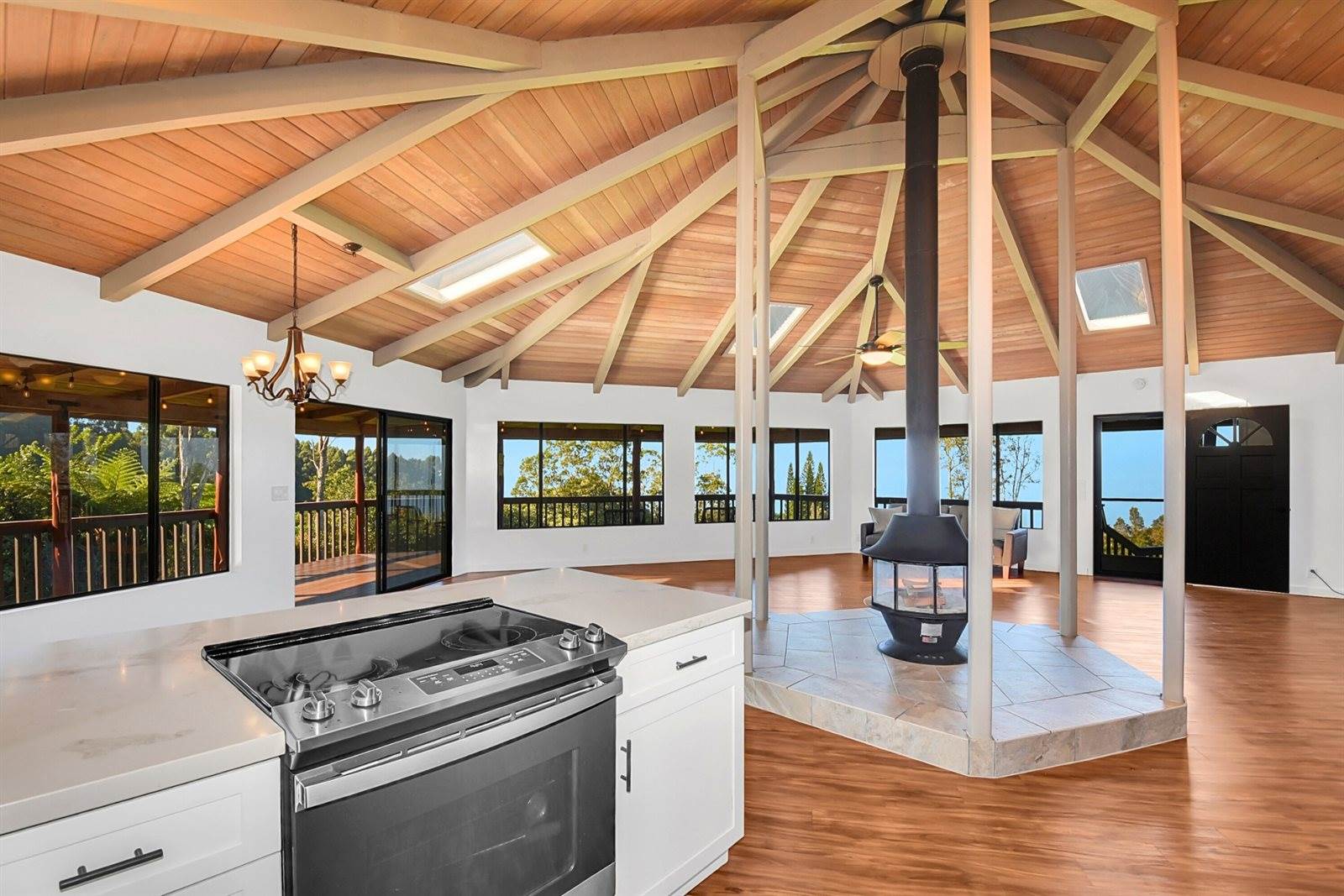 75-5545 Hahai St, Holualoa, HI 96725