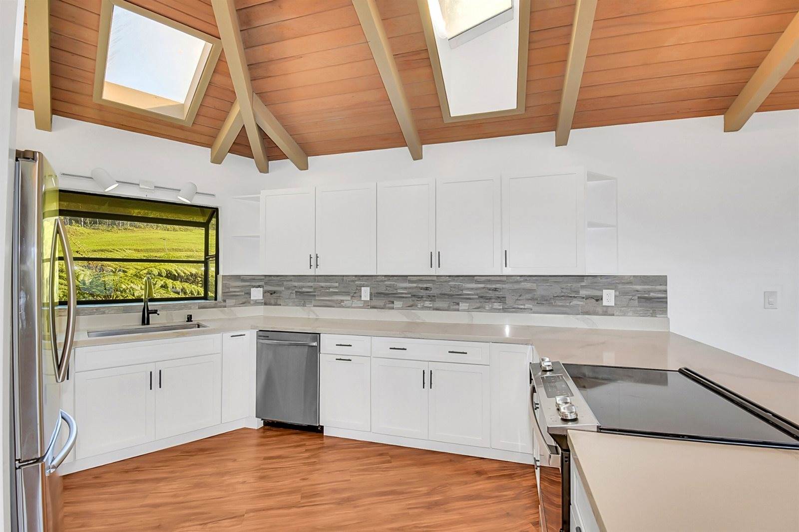 75-5545 Hahai St, Holualoa, HI 96725