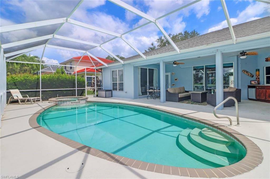 9151 Kings Cove Ct, Fort Myers, FL 33967