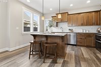 3646 NE Joel St, McMinnville, OR 97128