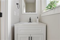 3646 NE Joel St, McMinnville, OR 97128