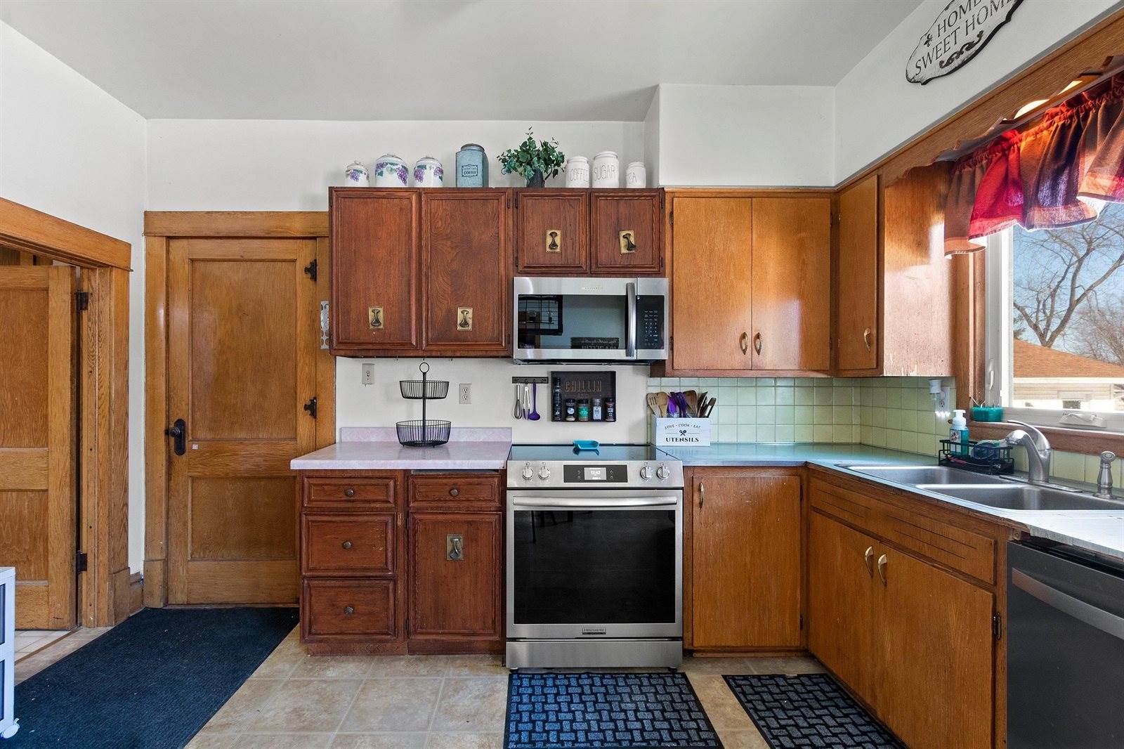 220 Dewey Street, Brillion, WI 54110