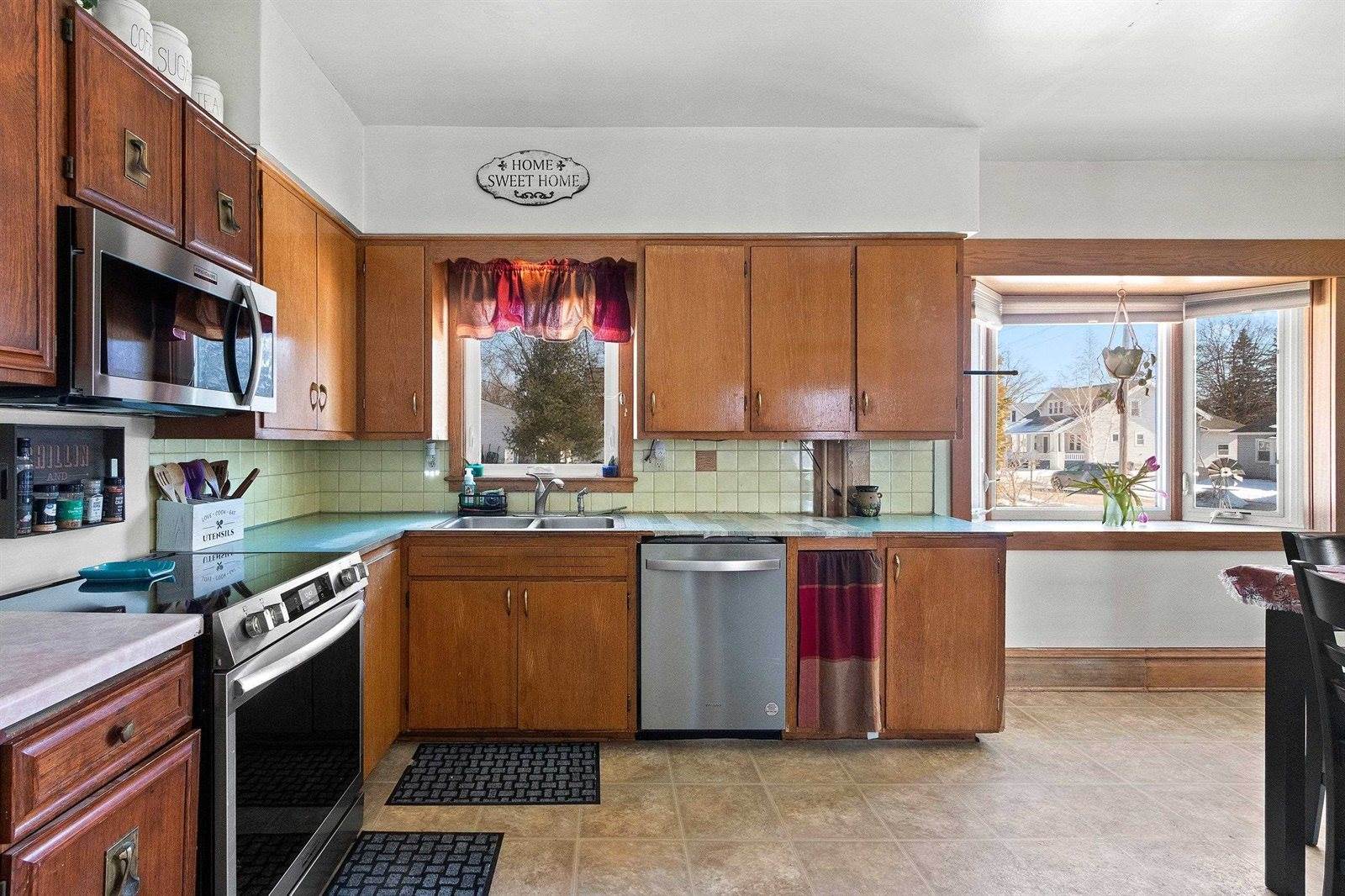 220 Dewey Street, Brillion, WI 54110