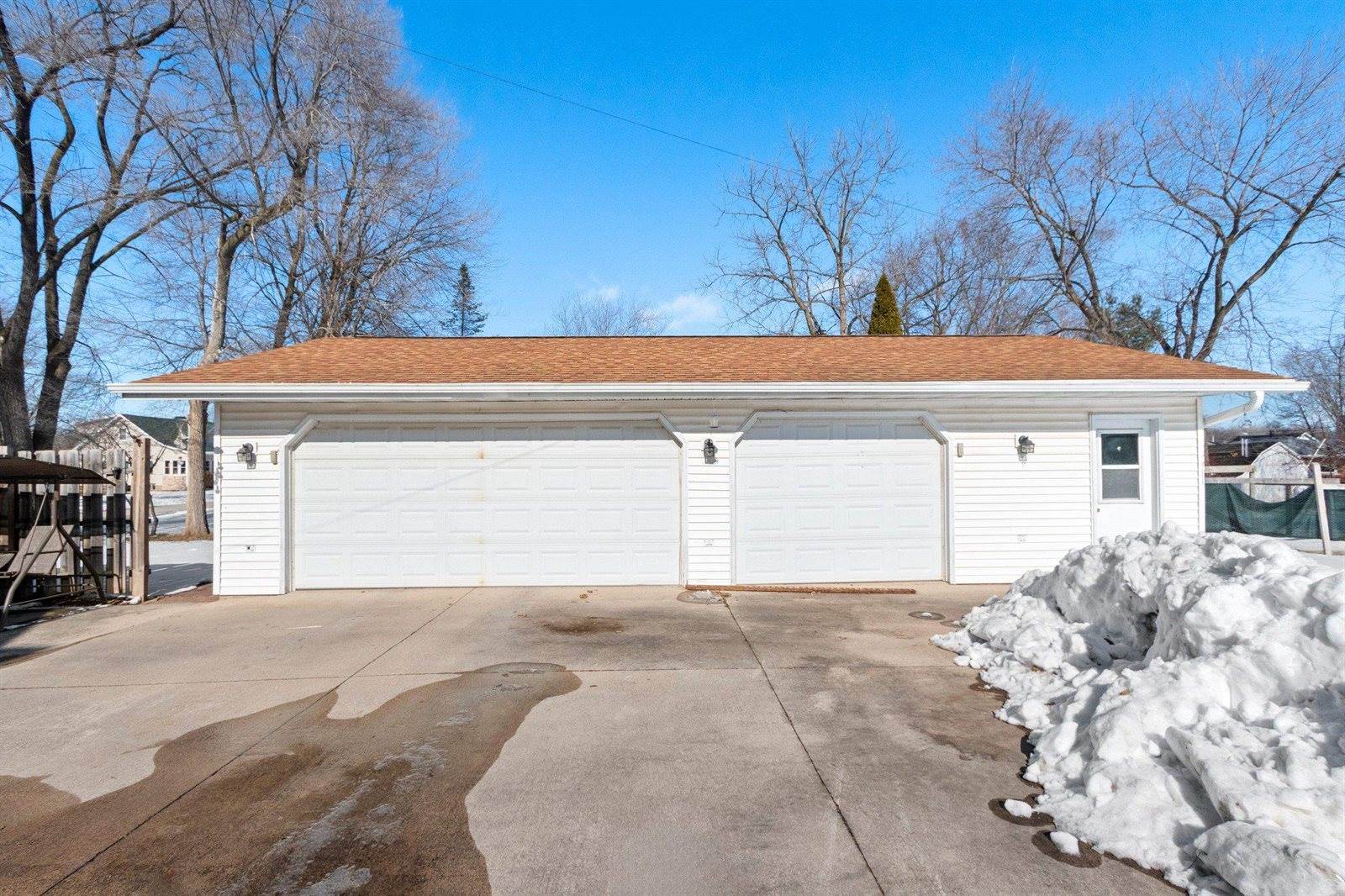 220 Dewey Street, Brillion, WI 54110