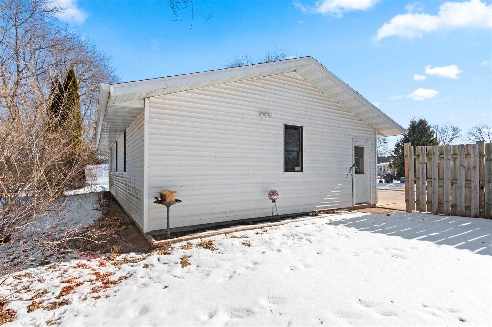 220 Dewey Street, Brillion, WI 54110