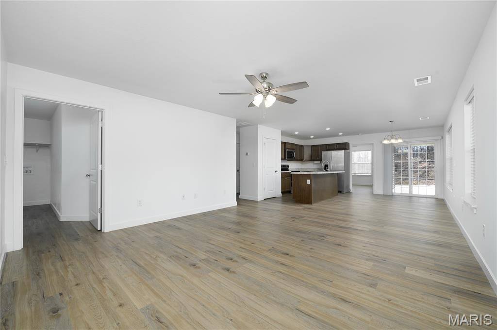 105 Daniels Court, Saint Robert, MO 65584