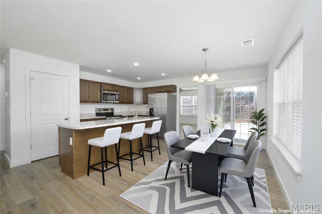 105 Daniels Court, Saint Robert, MO 65584