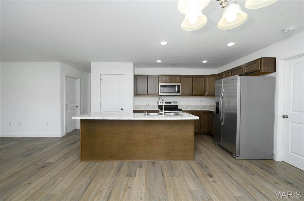 105 Daniels Court, Saint Robert, MO 65584