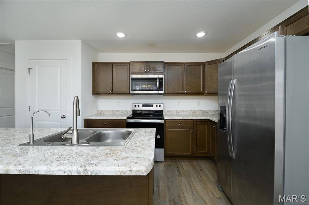 105 Daniels Court, Saint Robert, MO 65584