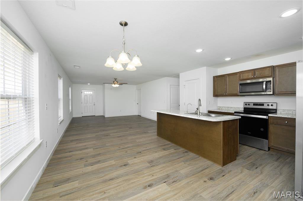 105 Daniels Court, Saint Robert, MO 65584