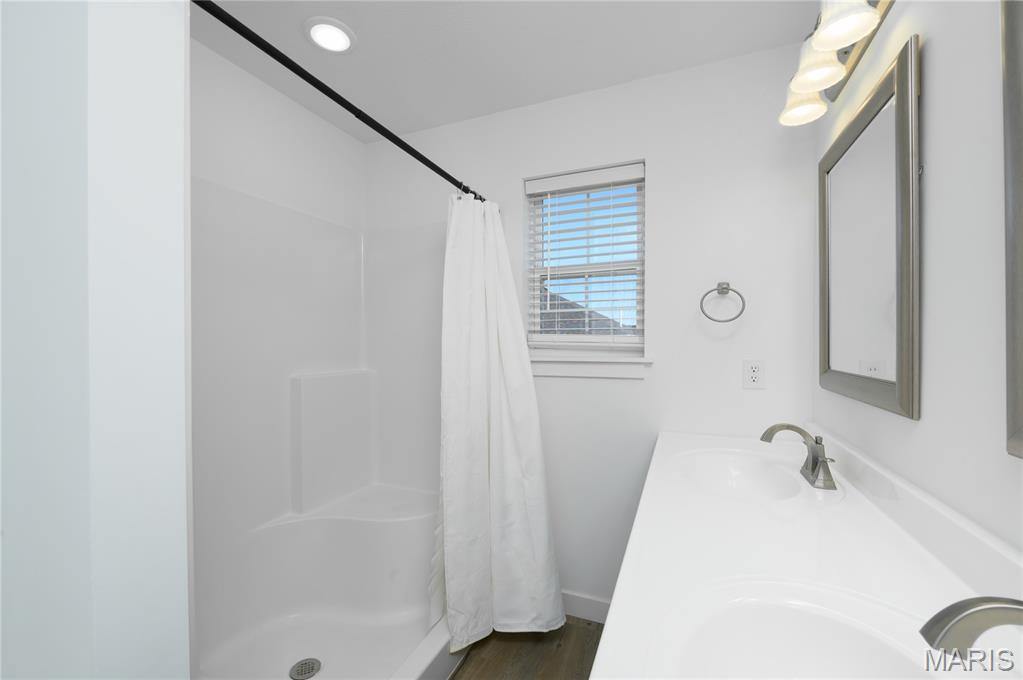 105 Daniels Court, Saint Robert, MO 65584