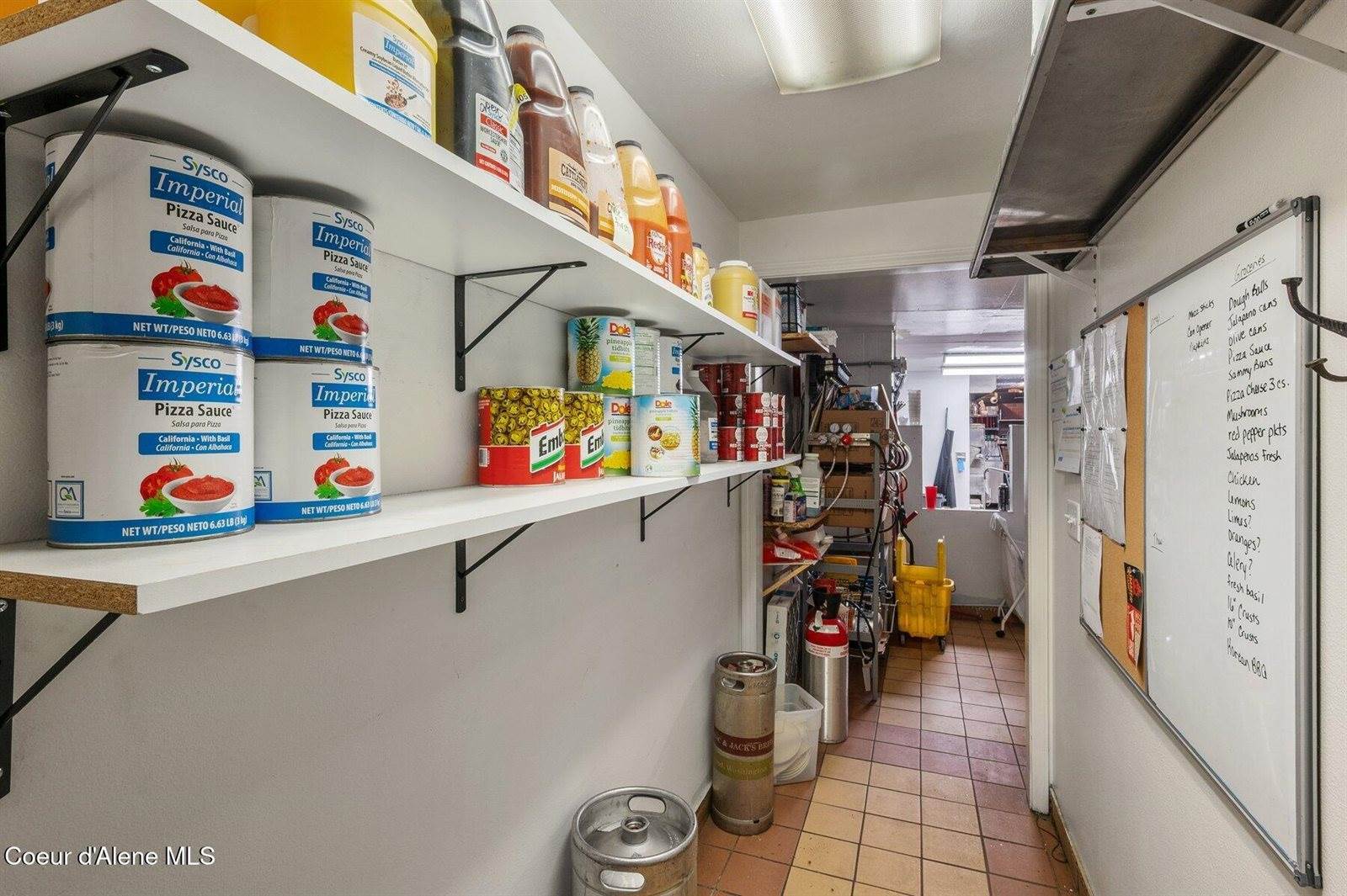 6242 West Maine St, Spirit Lake, ID 83869