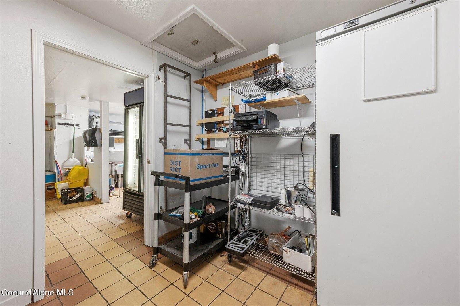 6242 West Maine St, Spirit Lake, ID 83869