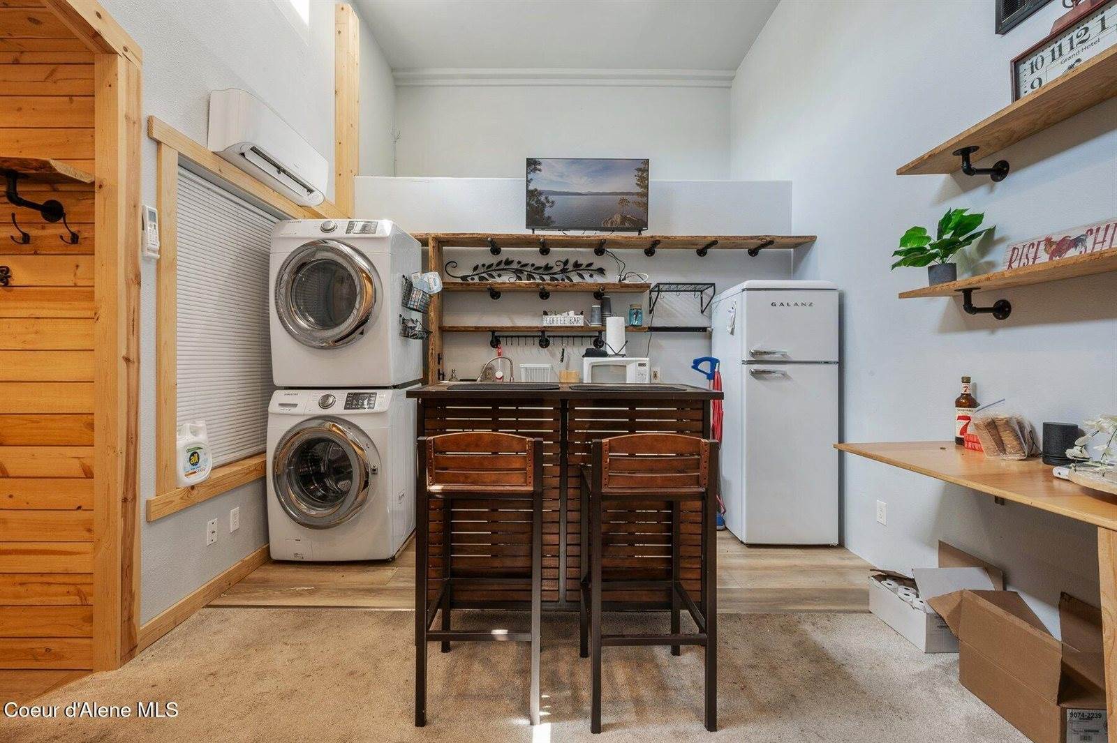 6242 West Maine St, Spirit Lake, ID 83869