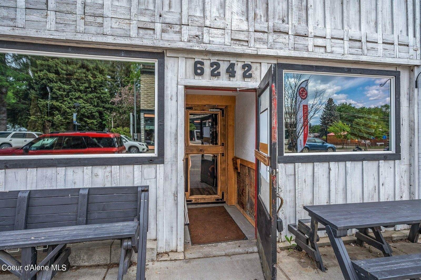 6242 West Maine St, Spirit Lake, ID 83869