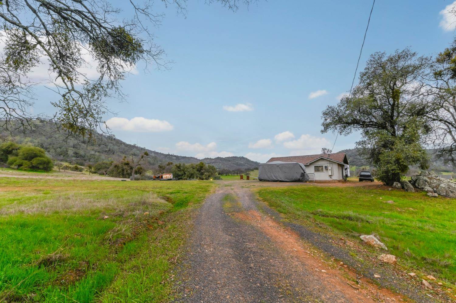 6074 Chaparojas Street, Angels Camp, CA 95222