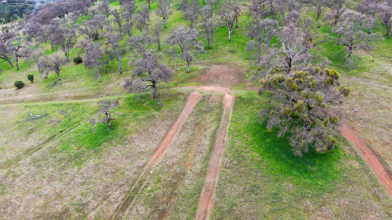 6074 Chaparojas Street, Angels Camp, CA 95222