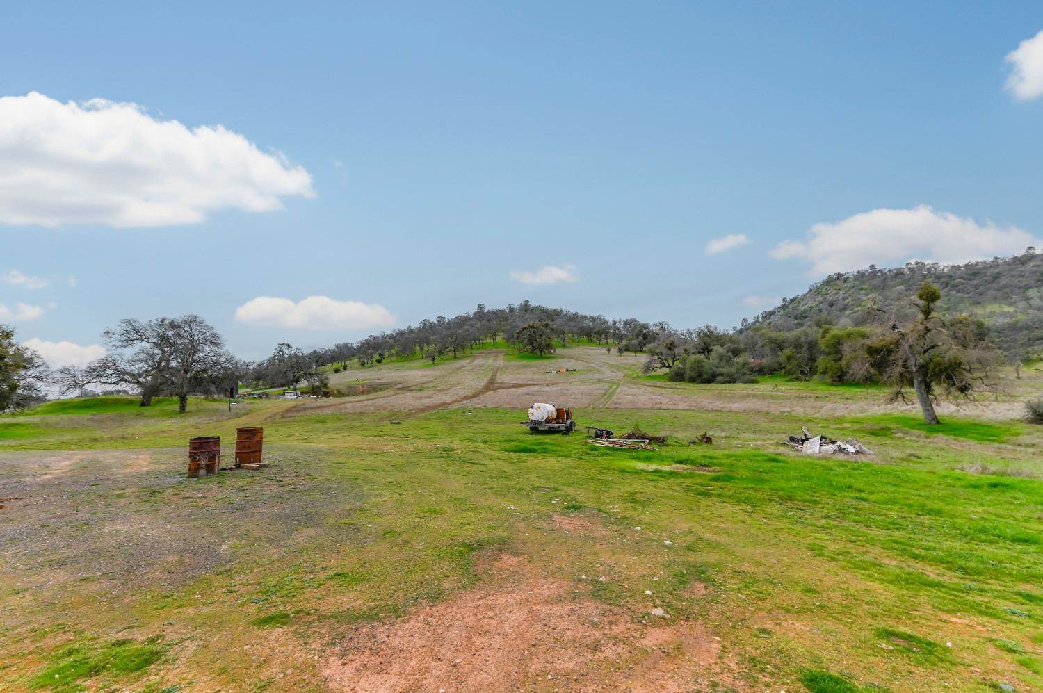 6074 Chaparojas Street, Angels Camp, CA 95222