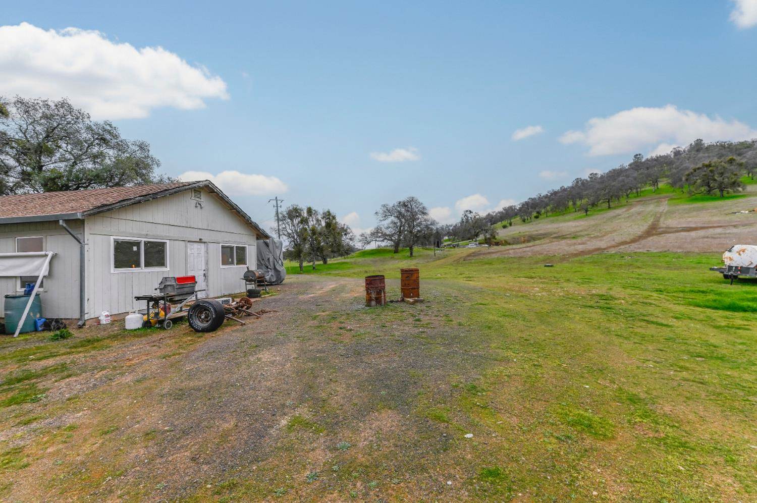 6074 Chaparojas Street, Angels Camp, CA 95222