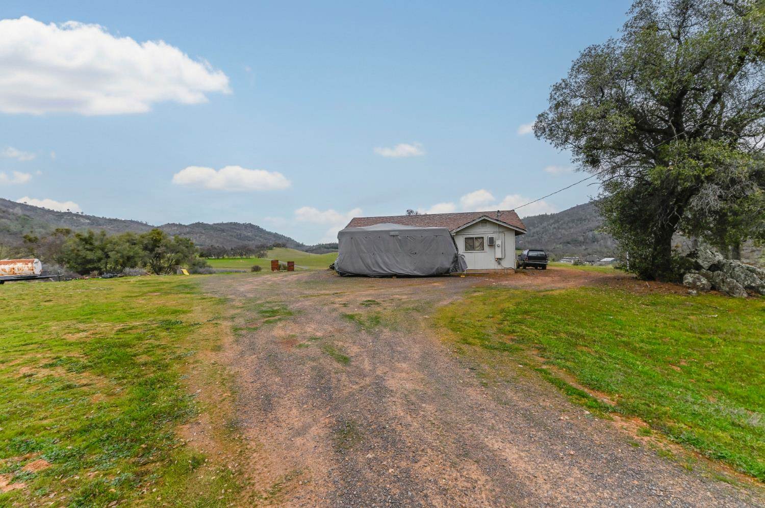 6074 Chaparojas Street, Angels Camp, CA 95222