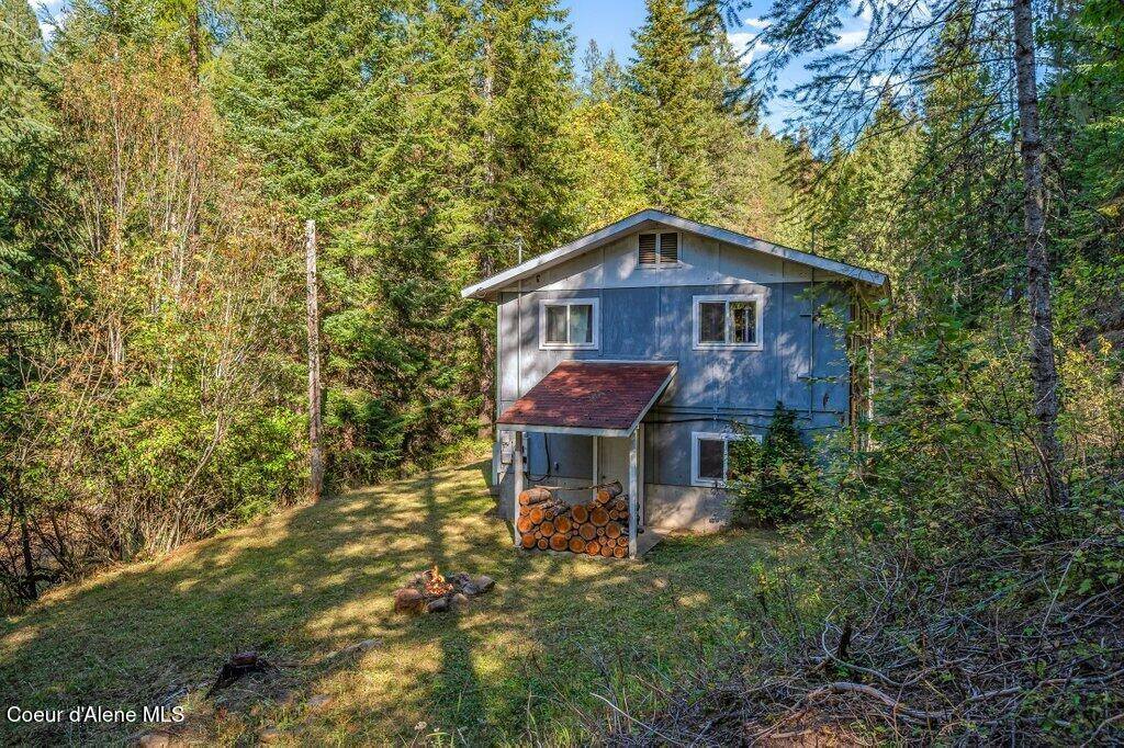 94 Lochsa Ln, Kingston, ID 83839
