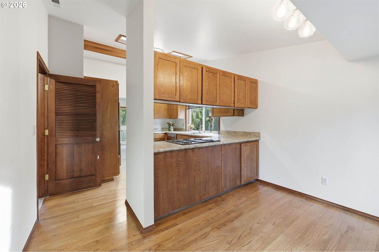 16553 NE Fargo Cir, Portland, OR 97230