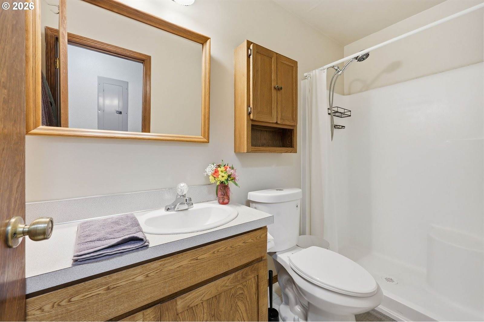 16553 NE Fargo Cir, Portland, OR 97230