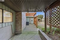 16553 NE Fargo Cir, Portland, OR 97230