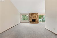 16553 NE Fargo Cir, Portland, OR 97230