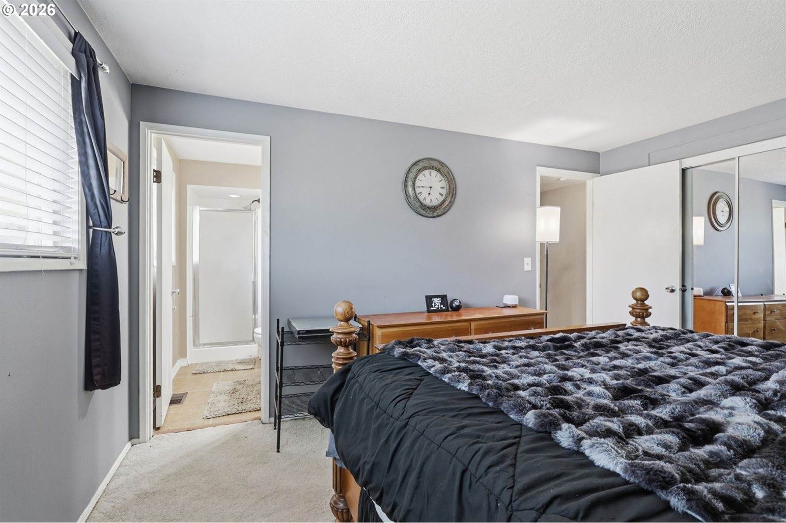 3820 SE Stott Cir, Troutdale, OR 97060