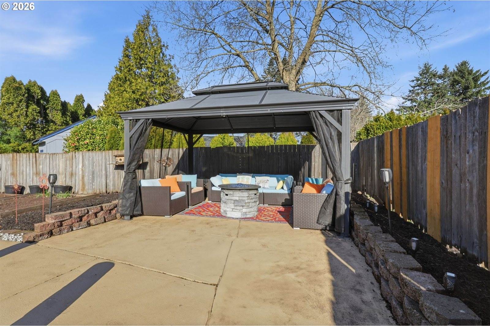 3820 SE Stott Cir, Troutdale, OR 97060