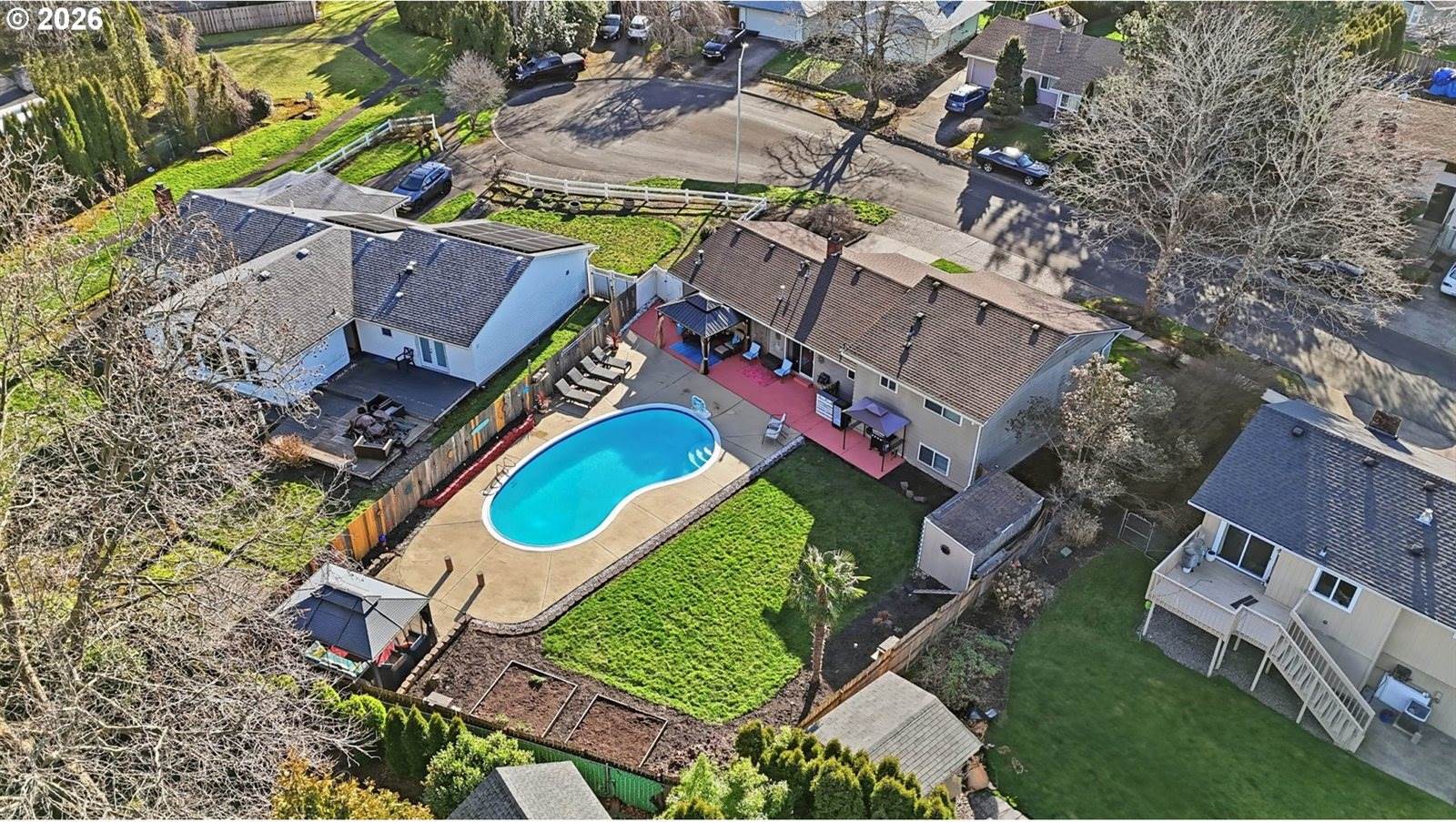 3820 SE Stott Cir, Troutdale, OR 97060