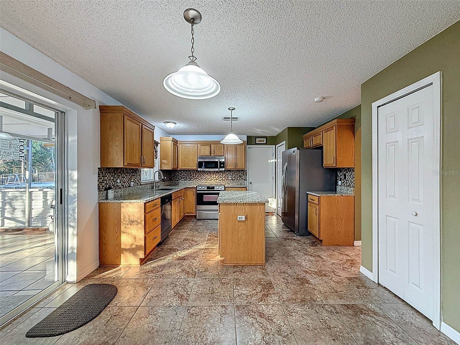 3181 Deltona Boulevard, Spring Hill, FL 34606