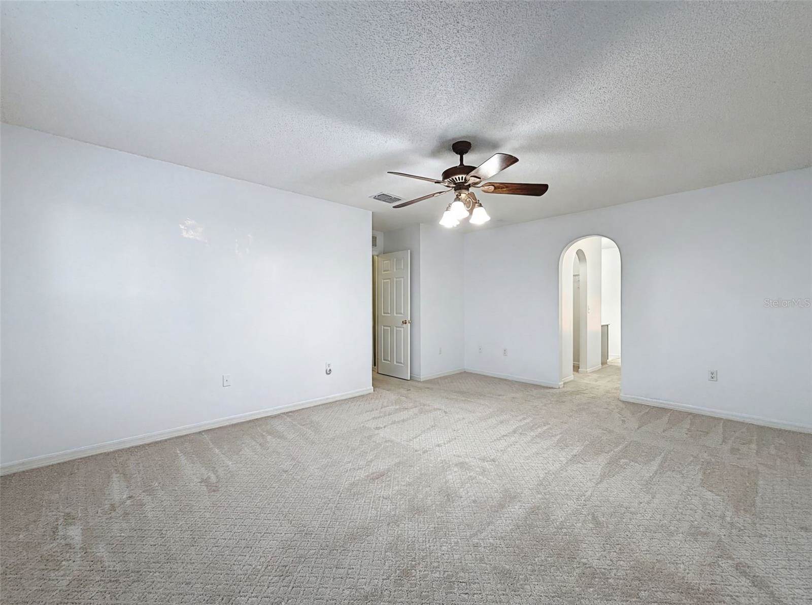 3181 Deltona Boulevard, Spring Hill, FL 34606