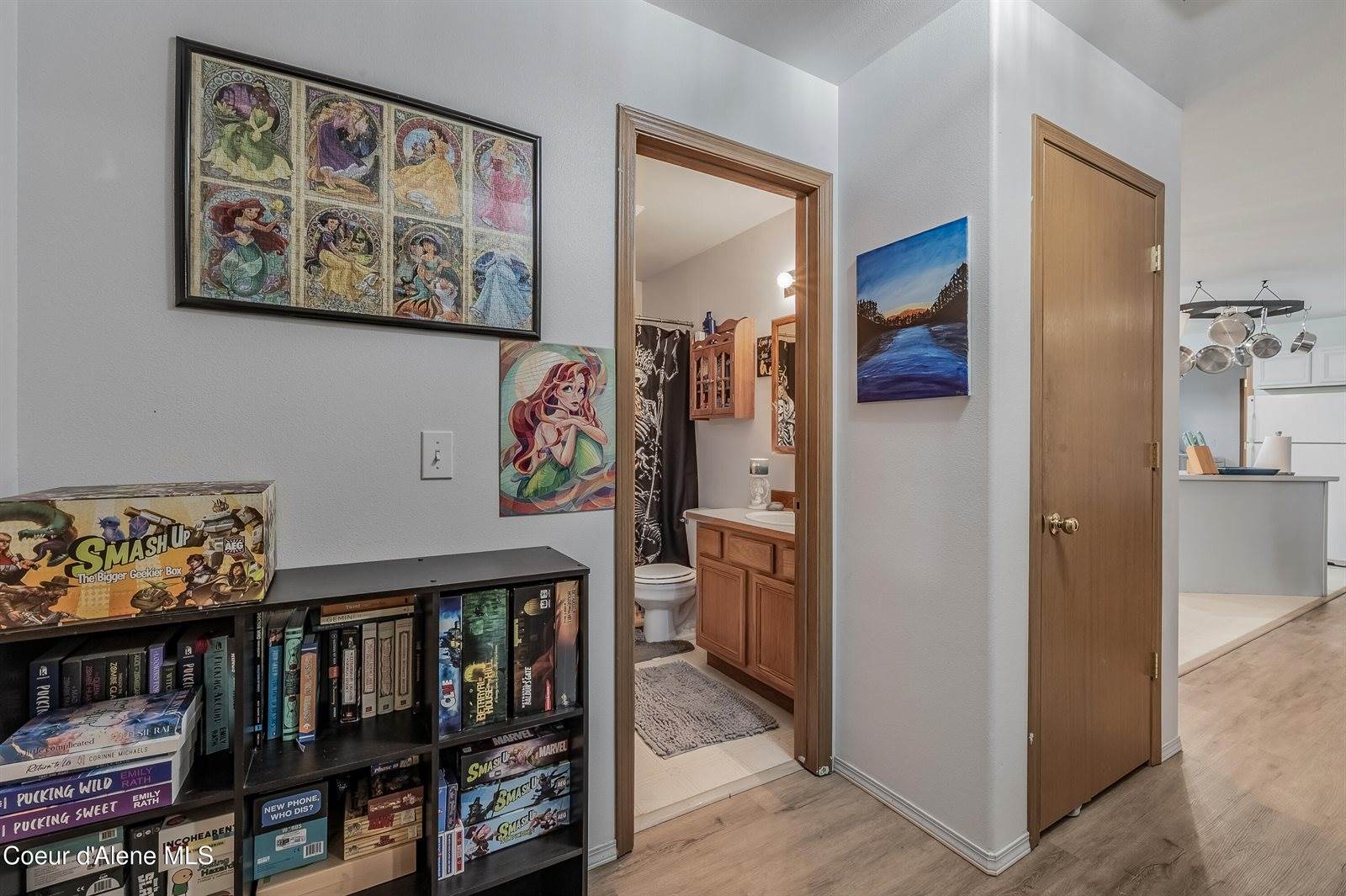 7530 West Meadow Lark Ln, Rathdrum, ID 83858