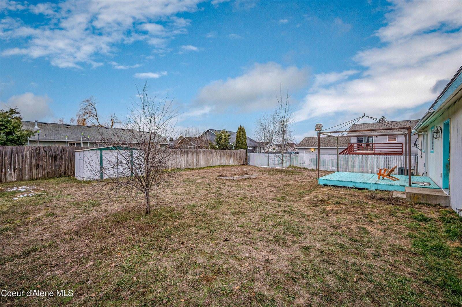 7530 West Meadow Lark Ln, Rathdrum, ID 83858