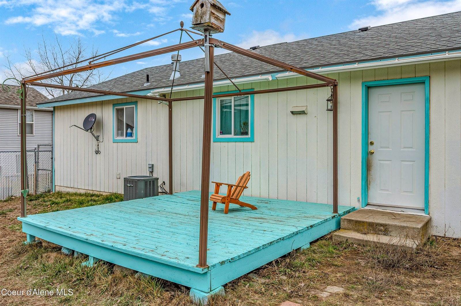 7530 West Meadow Lark Ln, Rathdrum, ID 83858