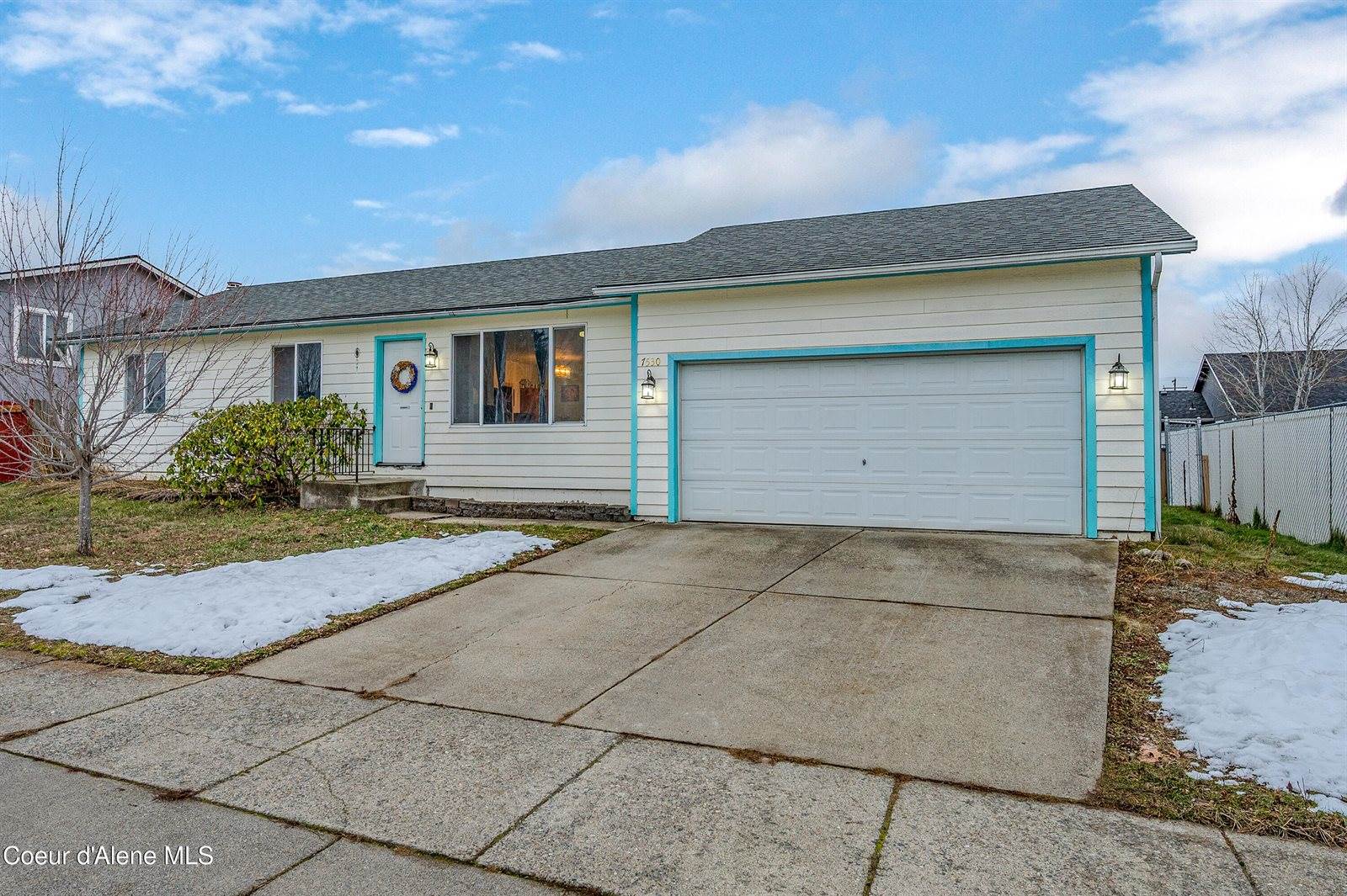 7530 West Meadow Lark Ln, Rathdrum, ID 83858