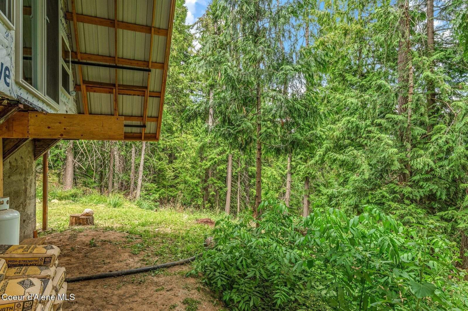 2955 Cabin Ridge Rd, Spirit Lake, ID 83869