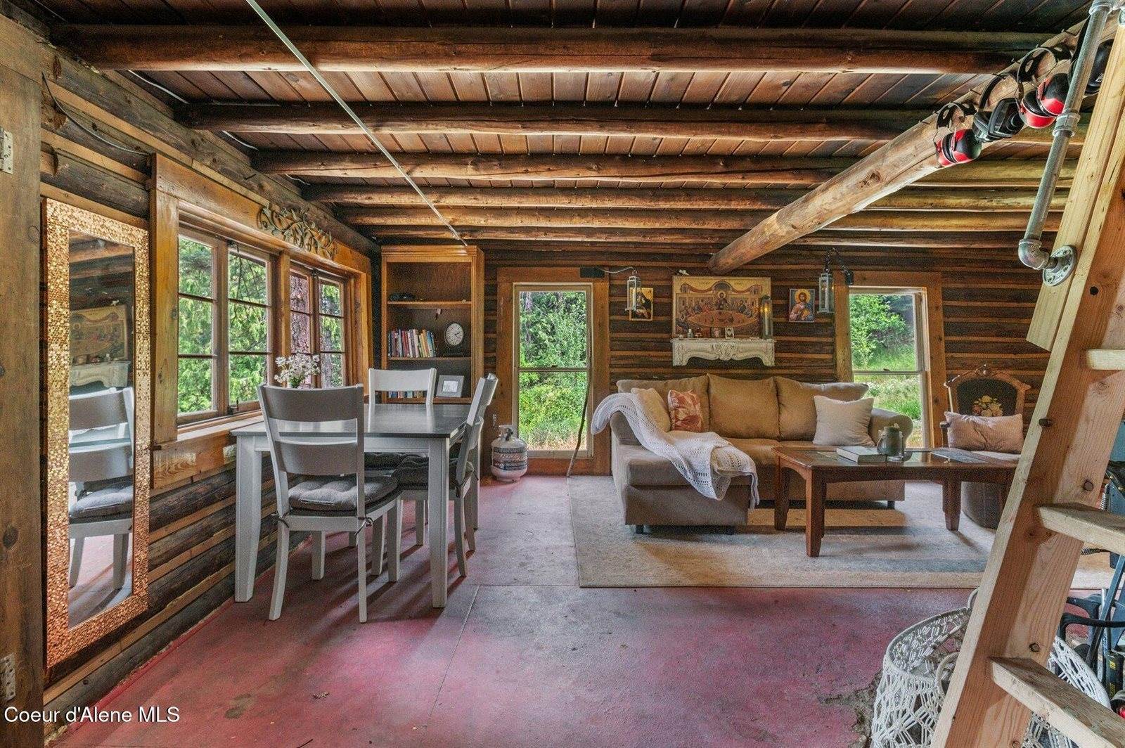 2955 Cabin Ridge Rd, Spirit Lake, ID 83869