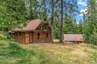 2955 Cabin Ridge Rd, Spirit Lake, ID 83869