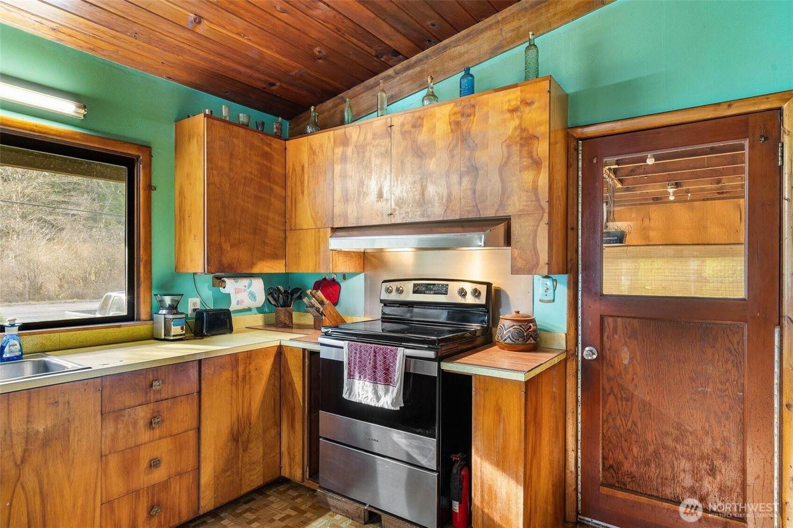 58161 State Route 20, Rockport, WA 98283