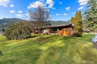 58161 State Route 20, Rockport, WA 98283