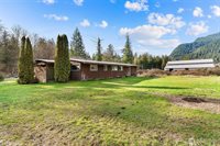 58161 State Route 20, Rockport, WA 98283