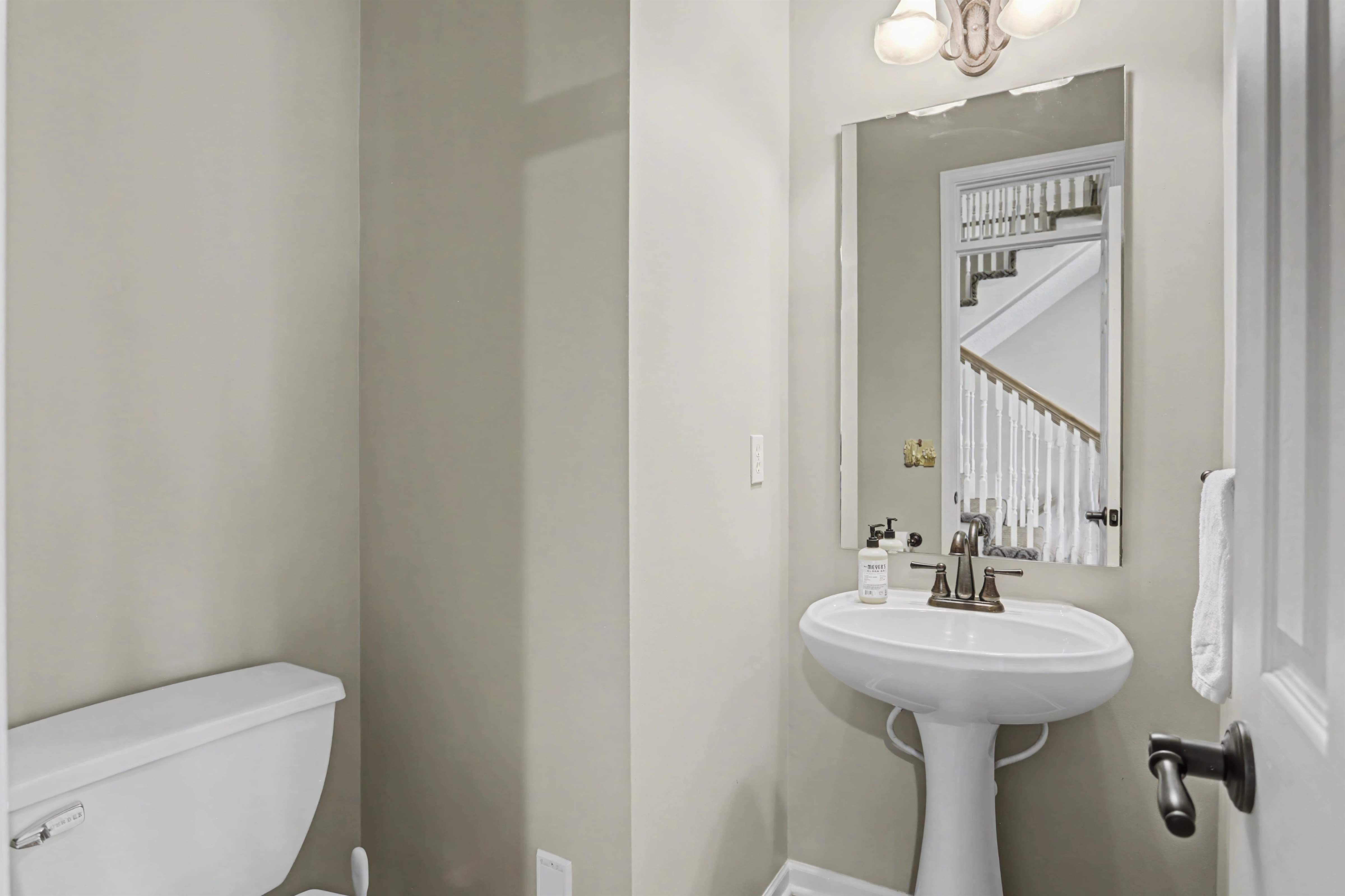 13821 Long Street, Overland Park, KS 66221