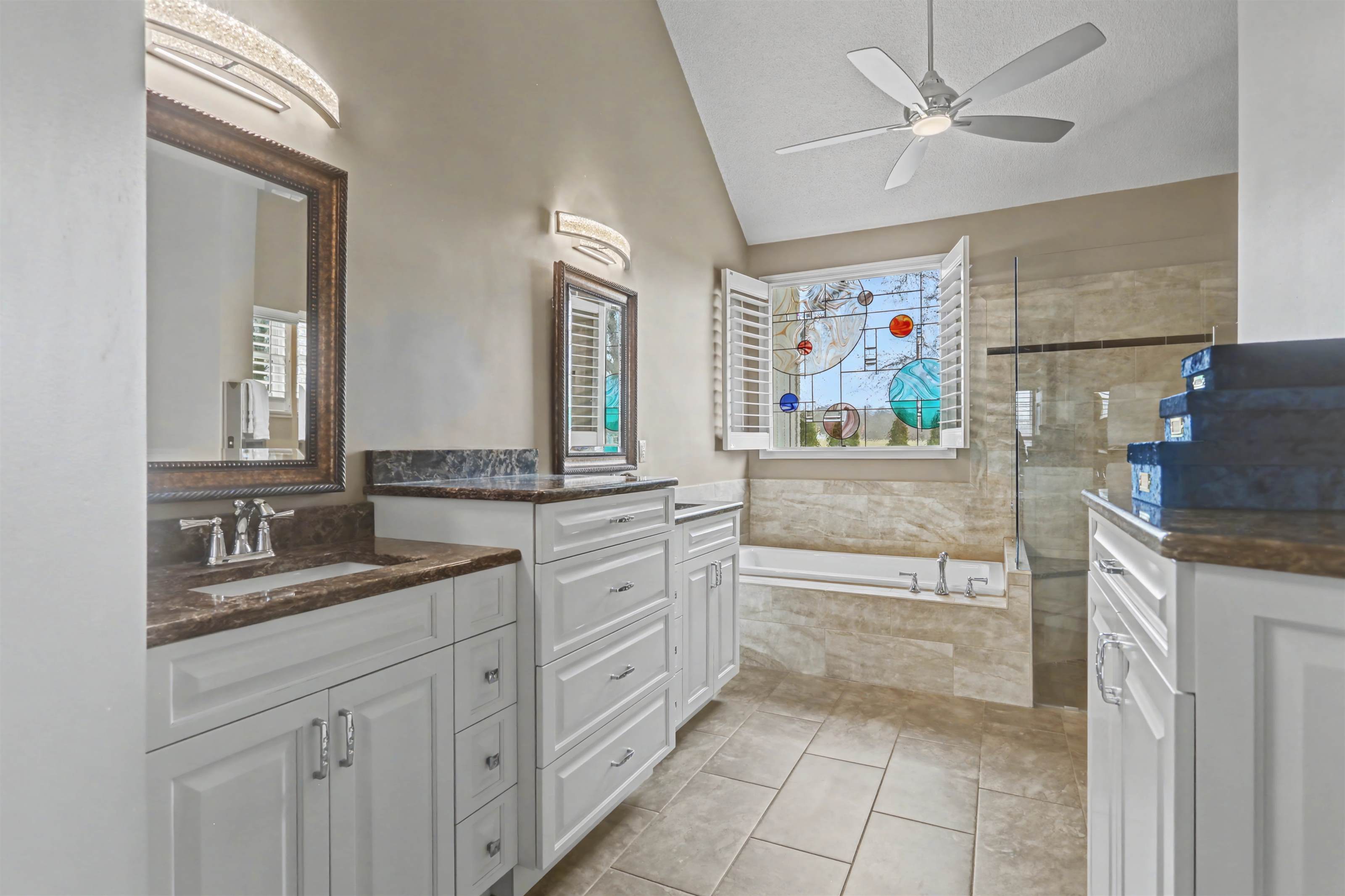 13821 Long Street, Overland Park, KS 66221