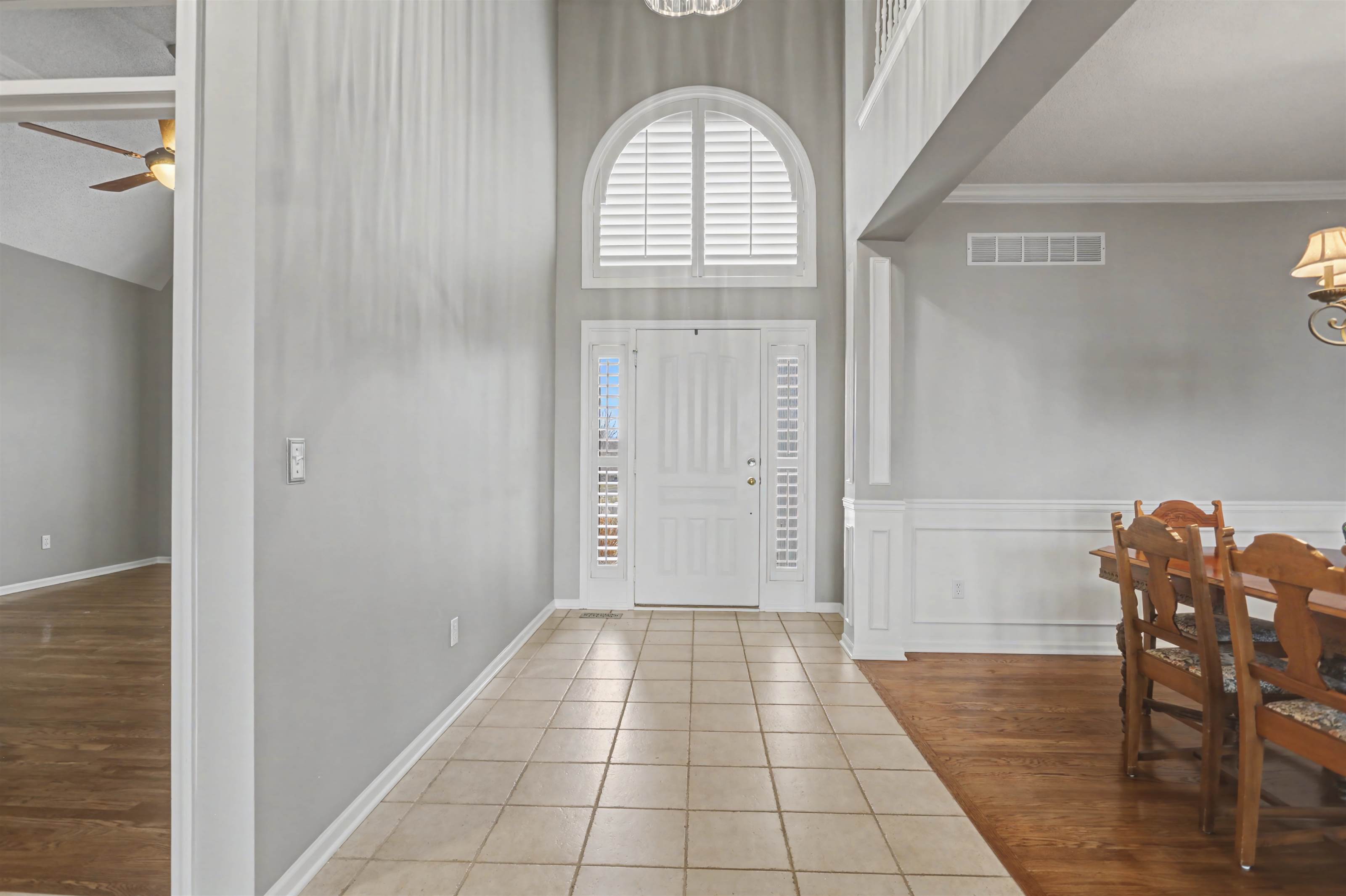 13821 Long Street, Overland Park, KS 66221