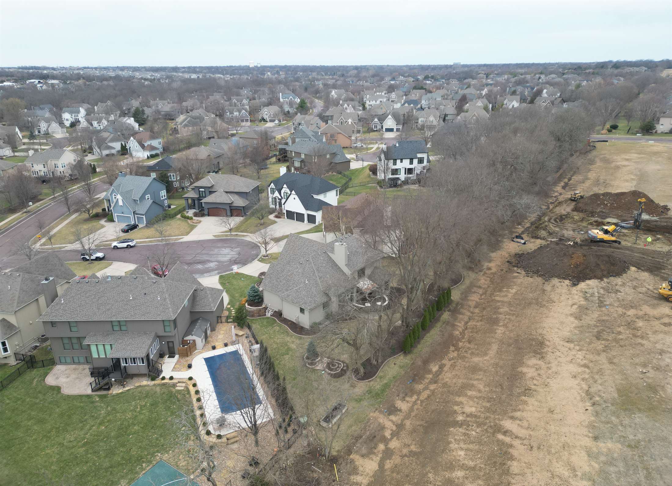 13821 Long Street, Overland Park, KS 66221